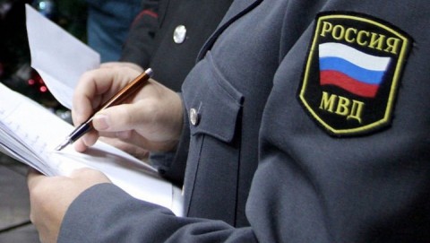 Полицейские ОМВД по Малокарачаевскому району задержали подозреваемого в краже ящика с пожертвованиями